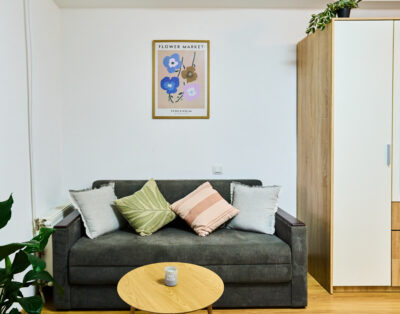 Elegant One-Bedroom Escape