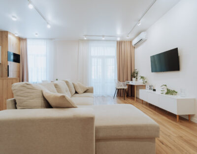 Step Out la magazine și parcuri - TOP - 1BR pe Blvd